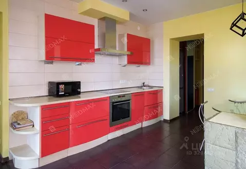 4-к кв. Санкт-Петербург ул. Ушинского, 4к3 (115.0 м)