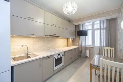 2-к кв. Севастополь просп. Античный, 26к5 (64.0 м)