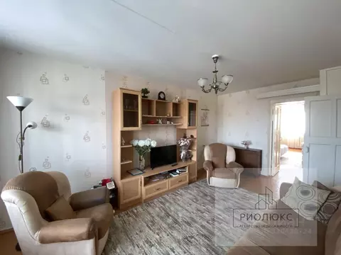 2-к кв. Челябинская область, Магнитогорск 126-й мкр, пер. Советский, 5 ...