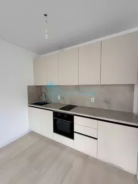 Студия Свердловская область, Екатеринбург ул. Академика Ландау, 37 ...