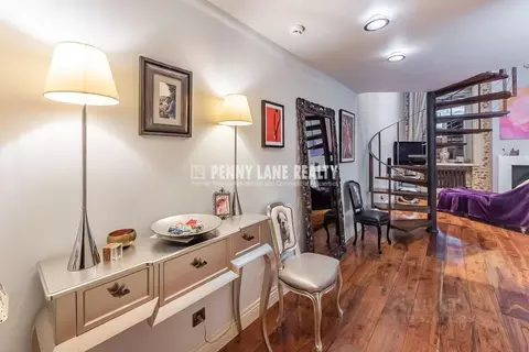 4-к кв. Москва Староконюшенный пер., 33 (152.0 м)