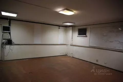 Помещение свободного назначения в Санкт-Петербург Суворовский просп., ...