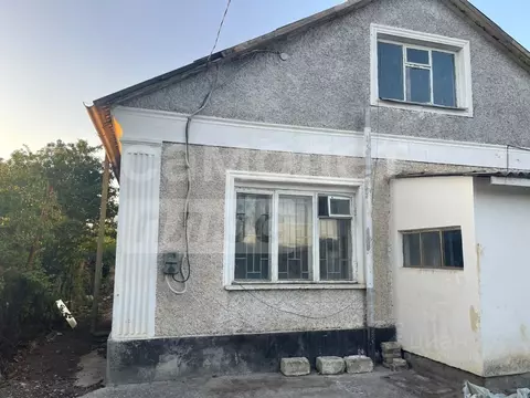 Дом в Крым, Бахчисарайский район, Почтовое пгт ул. Озерная (71 м)