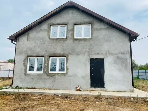 Дом в Астраханская область, Приволжский район, пос. Садовый ул. ...