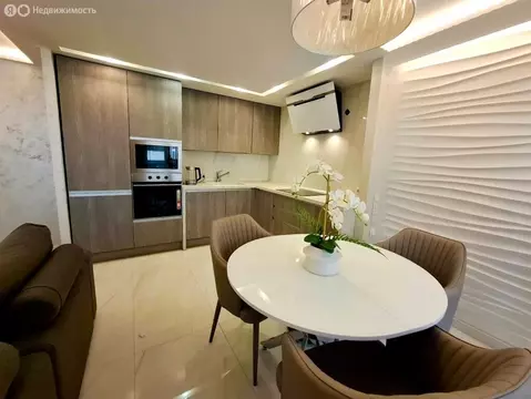 4-комнатная квартира: Барнаул, Социалистический проспект, 115 (88 м)