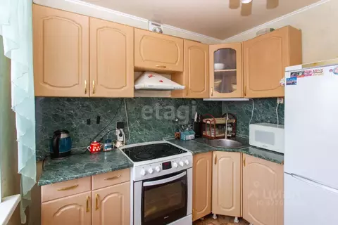 2-к кв. Тюменская область, Тобольск 4-й мкр, 27 (41.7 м)