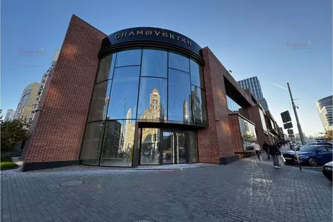 Торговая площадь в Свердловская область, Екатеринбург ул. Радищева, 27 ...