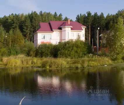 Коттедж в Свердловская область, Верхняя Пышма городской округ, с. ...
