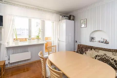 3-к кв. Тюменская область, Тюмень Восточный мкр, ул. Моторостроителей, ...