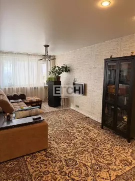 Продается 2-комнатная квартира