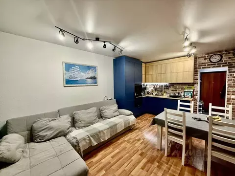 2-к кв. Свердловская область, Екатеринбург ул. Индустрии, 104 (65.6 м)