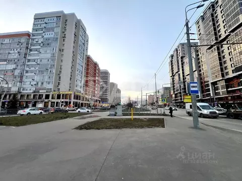 Помещение свободного назначения в Татарстан, Казань ул. Абсалямова, 13 ...