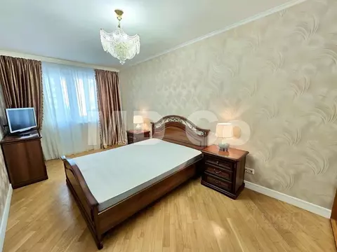 2-к кв. Москва ул. Кедрова, 5К1 (70.0 м)