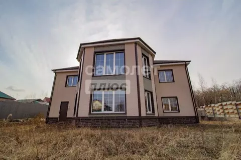 Коттедж в Приморский край, Артем ул. Есенина, 65 (251 м)