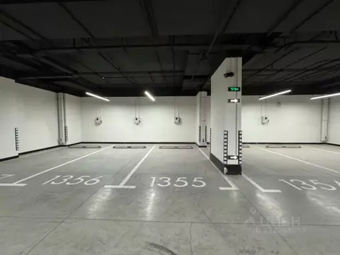 Гараж в Москва Жилой комплекс остров, 5-й кв-л, 1 (14 м)