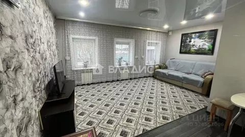 Дом в Бурятия, Улан-Удэ Новая Комушка мкр, ул. Розы Люксембург, 30 ...