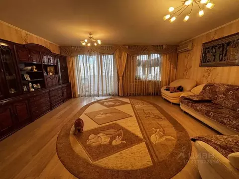 4-к кв. Волгоградская область, Волгоград Нарвская ул., 8 (137.8 м)