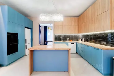 Дом в Омская область, Омск пер. 3-й Приветливый, 12 (150 м)