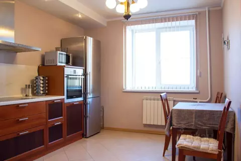 2-к кв. Санкт-Петербург Стародеревенская ул., 33/10 (69.2 м)