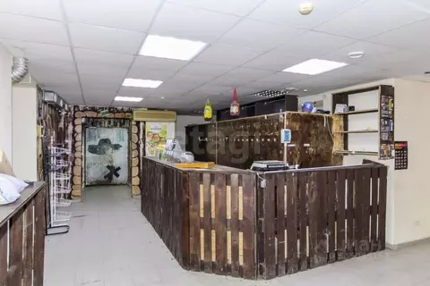 Торговая площадь в Тюменская область, Тюмень Тарманы мкр, ул. Блюхера, ...