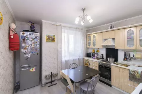 2-к кв. Тюменская область, Тюмень ул. Водников, 12 (60.6 м)