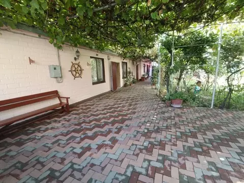 Дом в Краснодарский край, Анапа Заводская ул. (200 м)