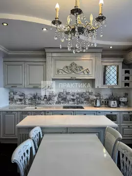 Продается 3-комнатная квартира