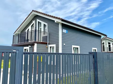 Коттедж в Ленинградская область, Гатчинский муниципальный округ, ...