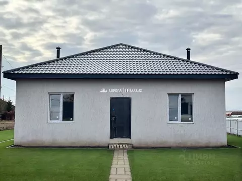 Дом в Челябинская область, Магнитогорск ул. Парадная (100 м)