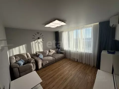 2-к кв. Башкортостан, Уфа Коммунистическая ул., 109 (59.8 м)