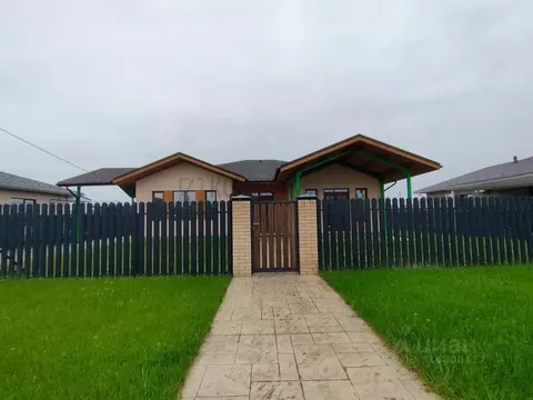 Дом в Краснодарский край, Динской район, с. Красносельское, Молодежный ...