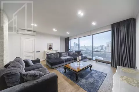 4-к кв. Москва Нежинская ул., 1к1 (190.0 м)