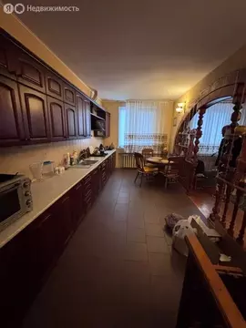 4-комнатная квартира: Тверь, улица Седова, 55 (128.1 м)