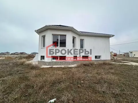 Дом в Крым, Евпатория городской округ, Заозерное пгт ул. Космическая, ...