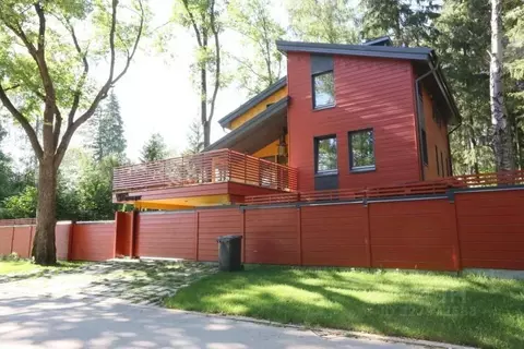 Дом в Московская область, Одинцовский городской округ, пос. Мозжинка ...