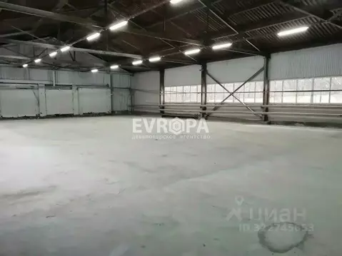 Склад в Ульяновская область, Ульяновск проезд Нефтяников, 12 (560 м)