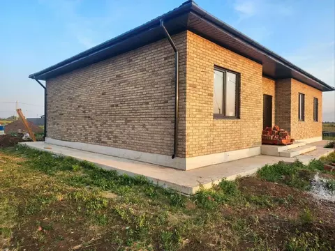 Дом в Саратовская область, Энгельсский район, Красноярское ...