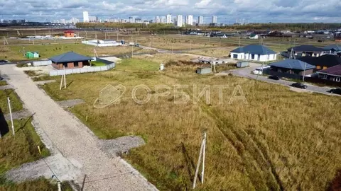 Участок в Тюменская область, Тюменский муниципальный округ, д. ...