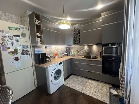 3-к кв. Брянская область, Брянск ул. Комарова, 49 (63.0 м)