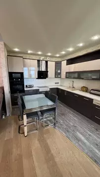 Квартира, 3 комнаты, 93 м
