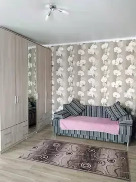 Студия Тюменская область, Тюмень Харьковская ул., 64 (40.0 м)