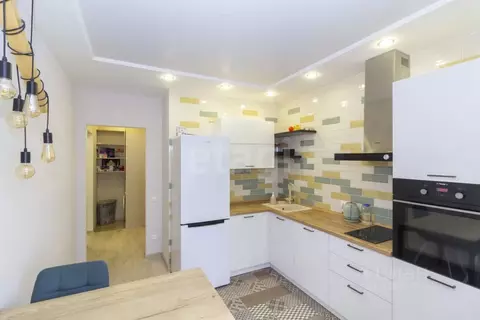 1-к кв. Тюменская область, Тюмень ул. Александра Протозанова, 12к1 ...