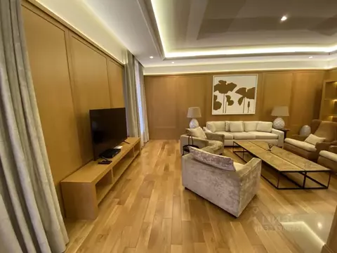 Дом в Московская область, Красногорск Резиденция Рублево кп,  (450 м)