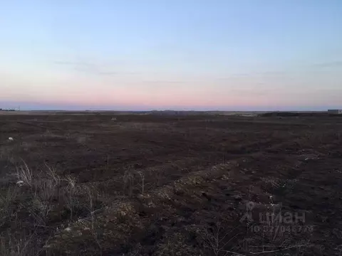Участок в Волгоградская область, Волжский ул. Речная, 10 (9.0 сот.)