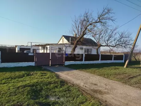 Дом в Крым, Советский район, с. Заветное ул. Полевая (45 м)