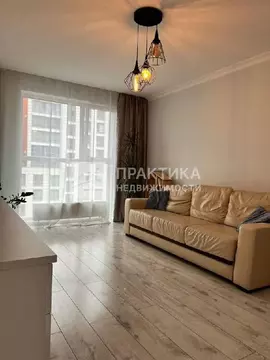 Продается 2-комнатная квартира