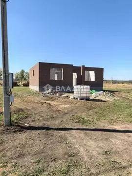 Дом в Белгородская область, Корочанский район, Мелиховское с/пос, с. ...