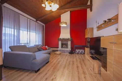 Коттедж в Свердловская область, Белоярский муниципальный округ, с. ...