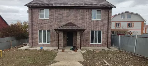 Дом в Волгоградская область, Волгоград ул. Семенова-Тян-Шанского, ...