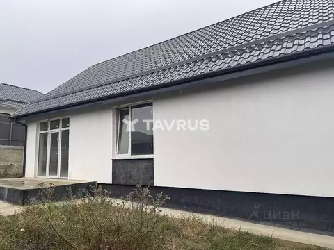 Дом в Крым, Симферопольский район, Добровское с/пос, с. Перевальное ...